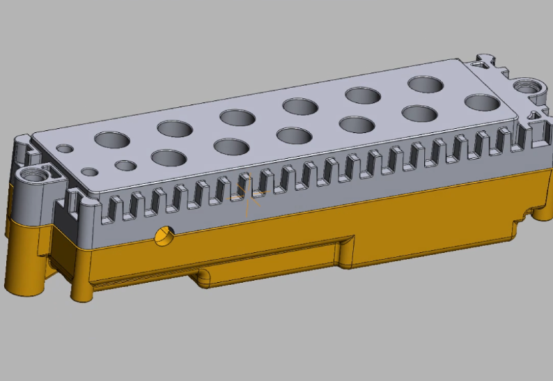 reverse engineering piccolo componente in plastica